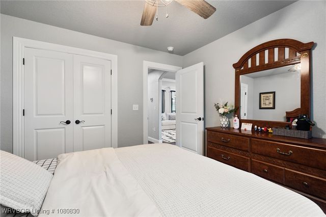 6020 Tower Circle, Van Buren, AR 72956