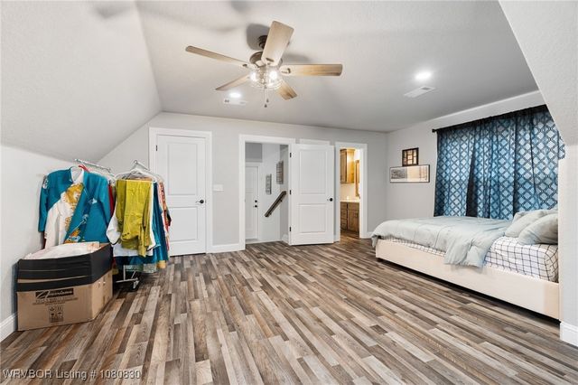 6020 Tower Circle, Van Buren, AR 72956