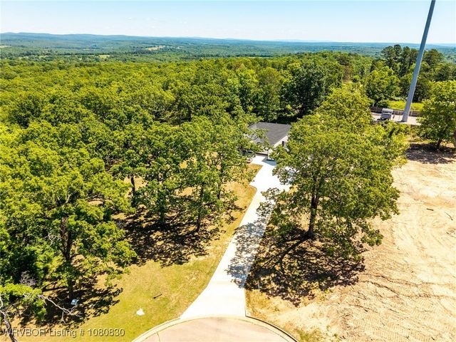 6020 Tower Circle, Van Buren, AR 72956