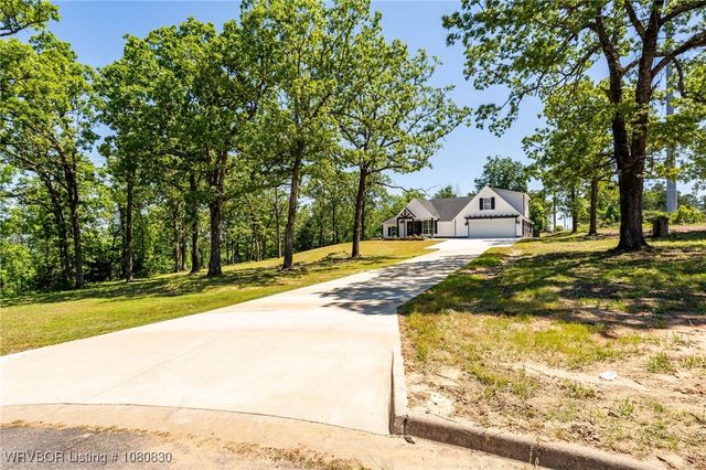 6020 Tower Circle, Van Buren, AR 72956