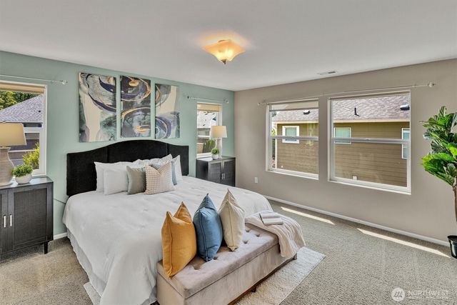 27451 211th Court SE, Maple Valley, WA 98038