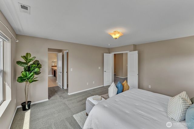 27451 211th Court SE, Maple Valley, WA 98038