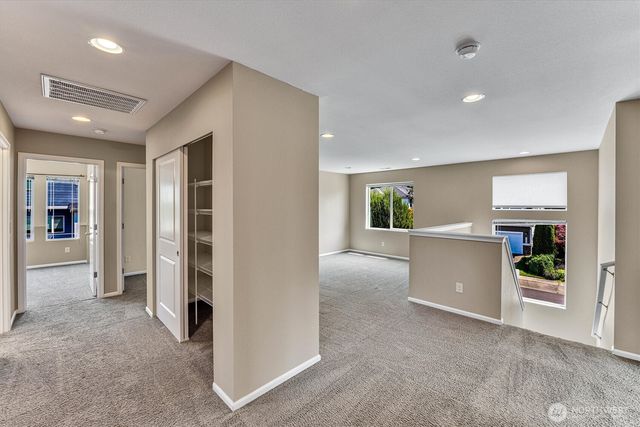 27451 211th Court SE, Maple Valley, WA 98038