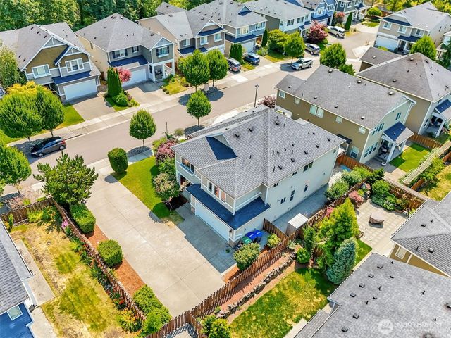 27451 211th Court SE, Maple Valley, WA 98038