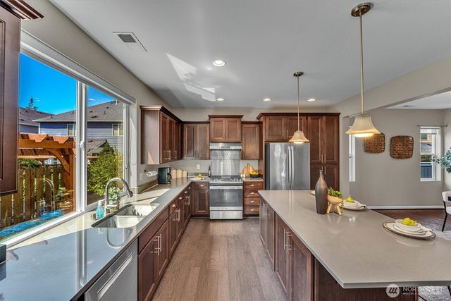 27451 211th Court SE, Maple Valley, WA 98038