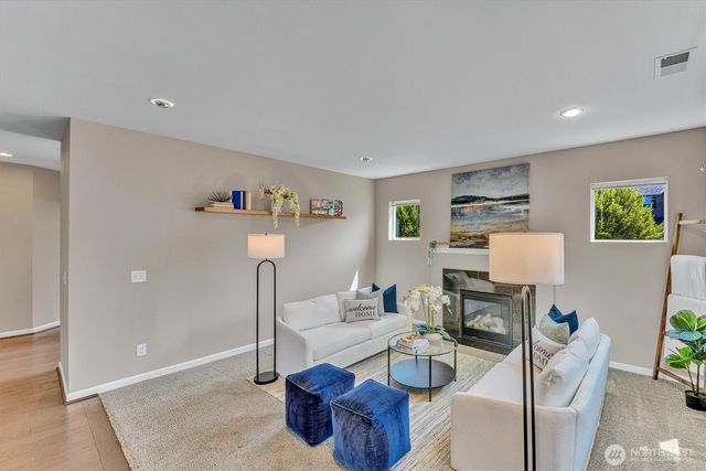 27451 211th Court SE, Maple Valley, WA 98038