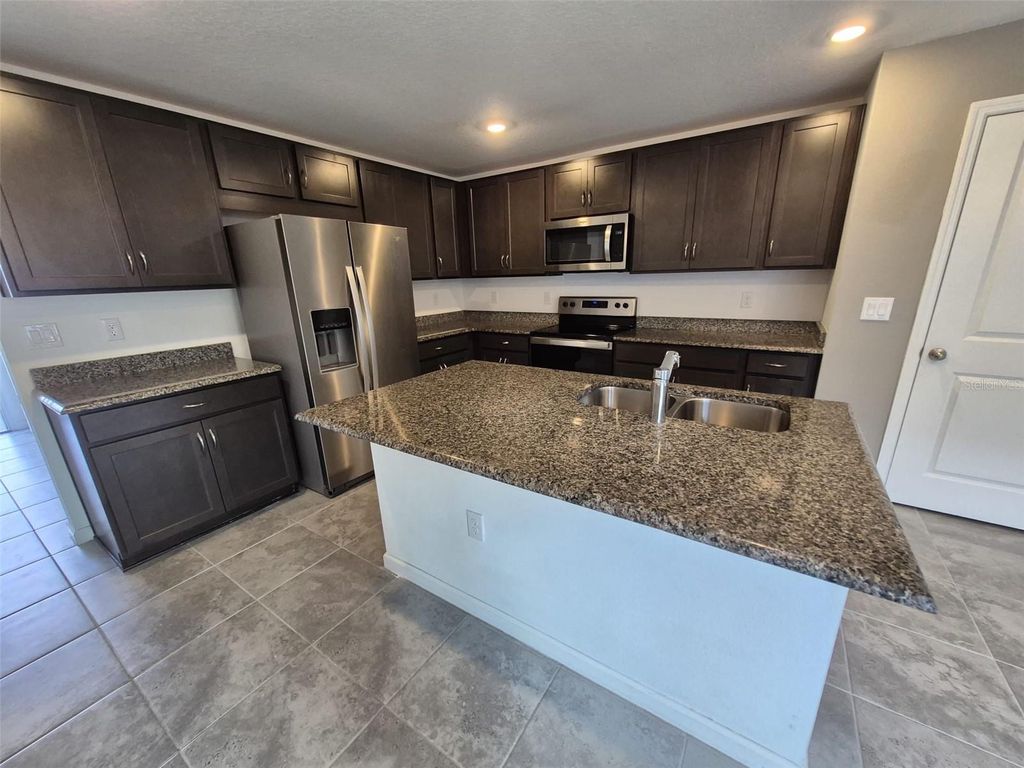 Image 2 of property listing at 4811 RIGGING STREET, Haines City, FL 33844