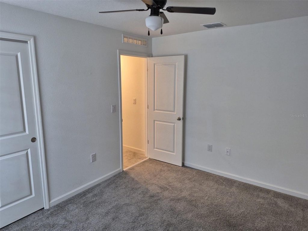 Image 6 of property listing at 4811 RIGGING STREET, Haines City, FL 33844