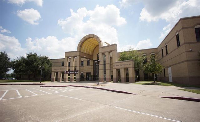 4106 N New Meadows Drive, Sugar Land, TX 77479