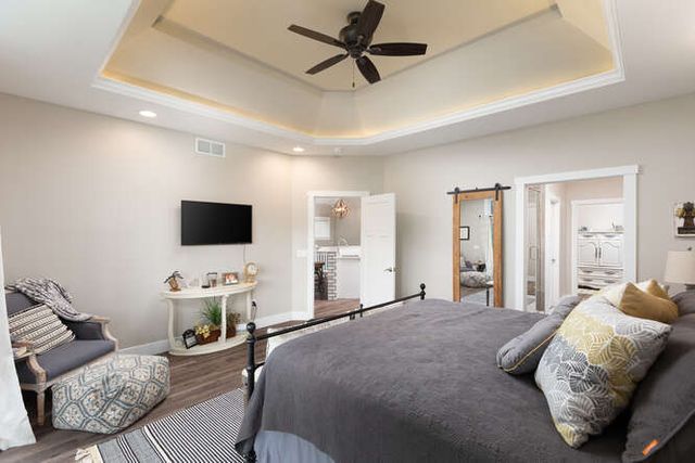 17 Windward Way, Ottawa, IL 61350