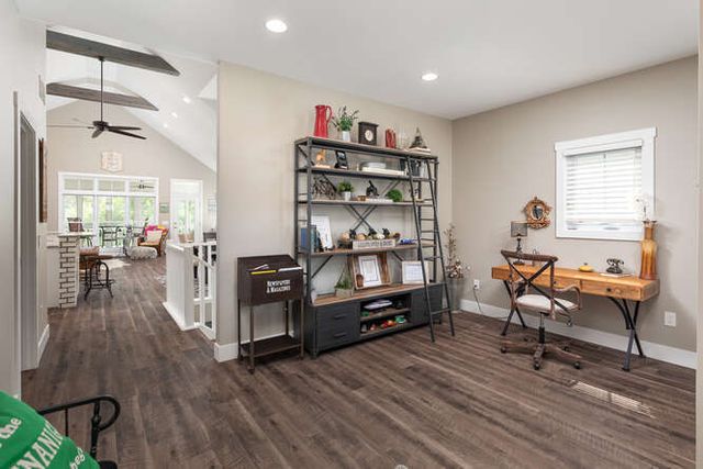 17 Windward Way, Ottawa, IL 61350