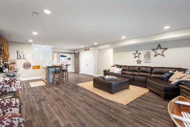 17 Windward Way, Ottawa, IL 61350