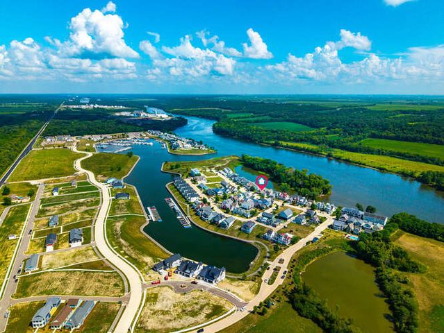 17 Windward Way, Ottawa, IL 61350