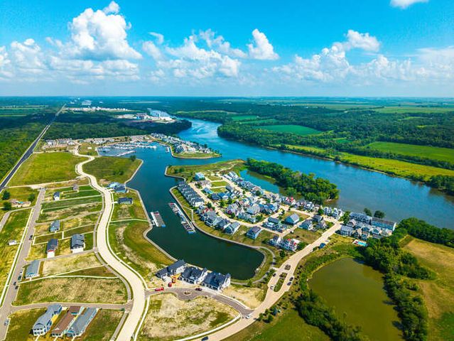 17 Windward Way, Ottawa, IL 61350