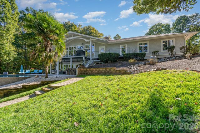 136 Lakeview Shores Loop, Mooresville, NC 28117