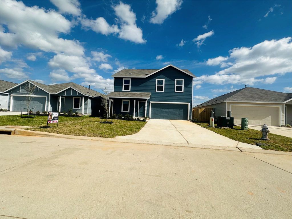 16477 Blossom Grove Drive, Conroe, TX 77303