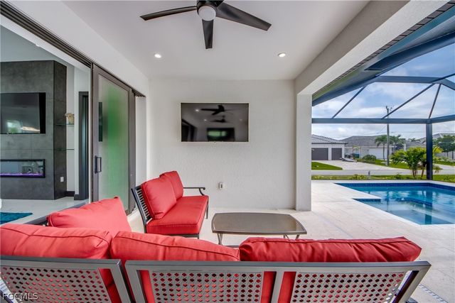 2628 SW 53rd LN, Cape Coral, FL 33914