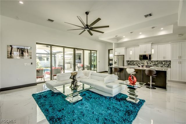 2628 SW 53rd LN, Cape Coral, FL 33914