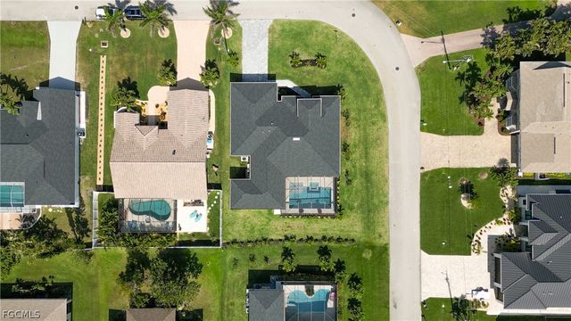 2628 SW 53rd LN, Cape Coral, FL 33914