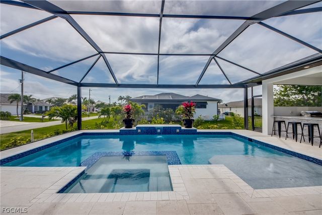 2628 SW 53rd LN, Cape Coral, FL 33914