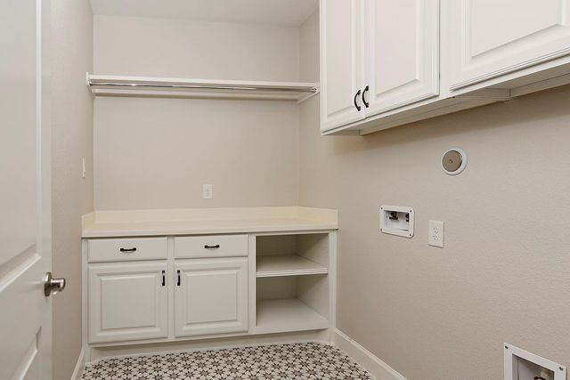 543 Kingston Lane, Shenandoah, TX 77384