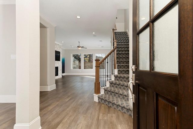 543 Kingston Lane, Shenandoah, TX 77384