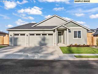 2127 E Badger Way, La Center, WA 98629
