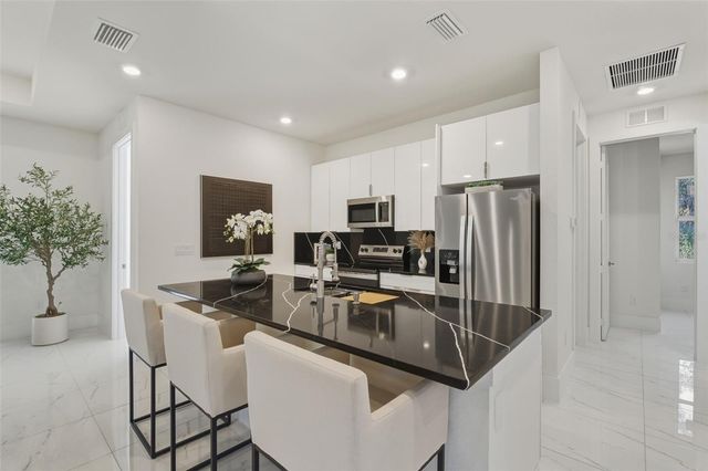 16221 CASHMERE AVENUE, Port Charlotte, FL 33954