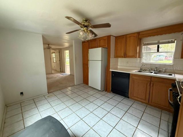 27416 WALNUT AVENUE, Okahumpka, FL 34762