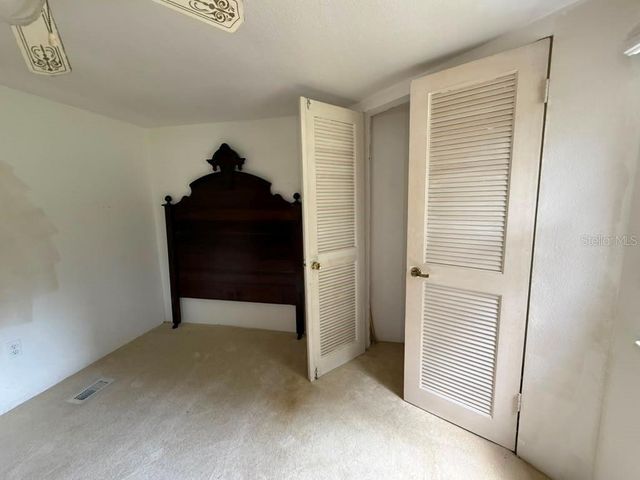27416 WALNUT AVENUE, Okahumpka, FL 34762
