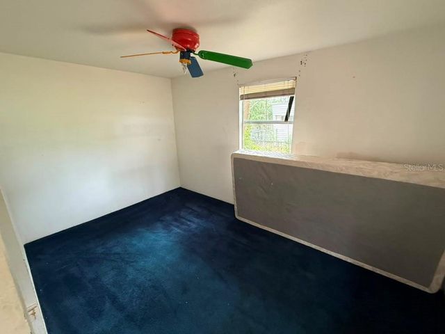 27416 WALNUT AVENUE, Okahumpka, FL 34762