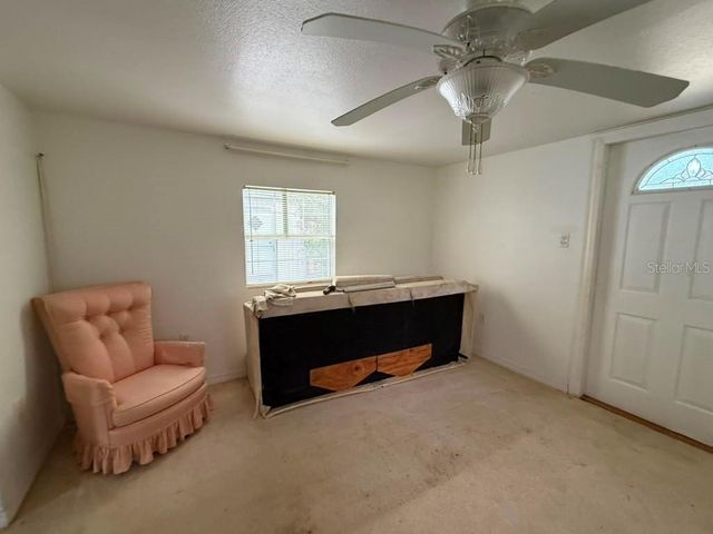 27416 WALNUT AVENUE, Okahumpka, FL 34762