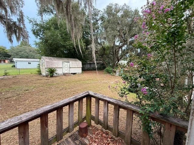 27416 WALNUT AVENUE, Okahumpka, FL 34762