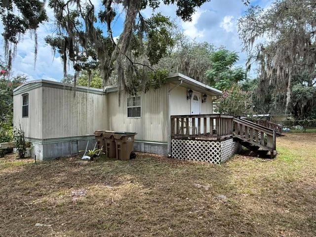 27416 WALNUT AVENUE, Okahumpka, FL 34762