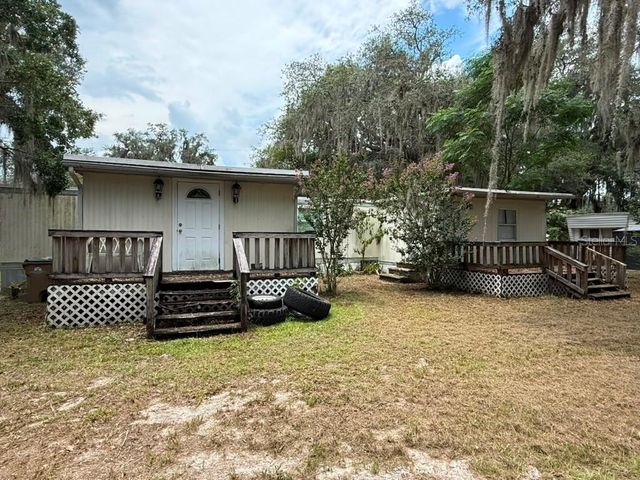 27416 WALNUT AVENUE, Okahumpka, FL 34762