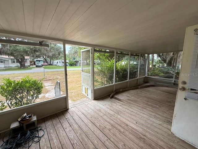 27416 WALNUT AVENUE, Okahumpka, FL 34762