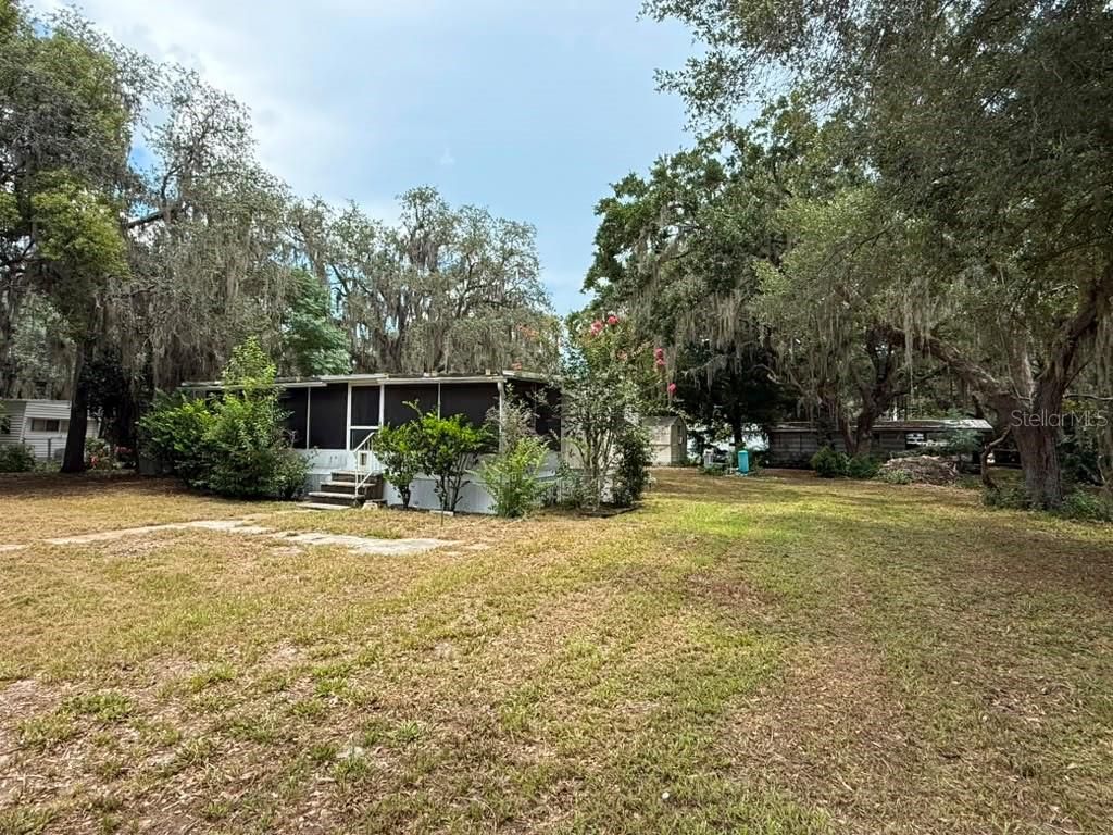 27416 WALNUT AVENUE, Okahumpka, FL 34762