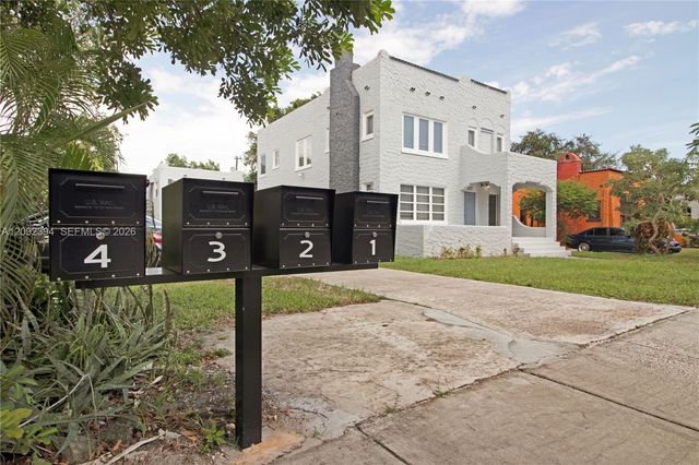 327 SW 20th Street, Fort Lauderdale, FL 33315