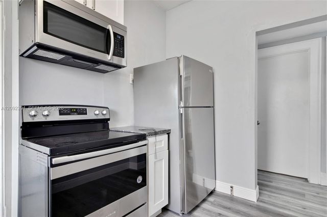 327 SW 20th Street, Fort Lauderdale, FL 33315