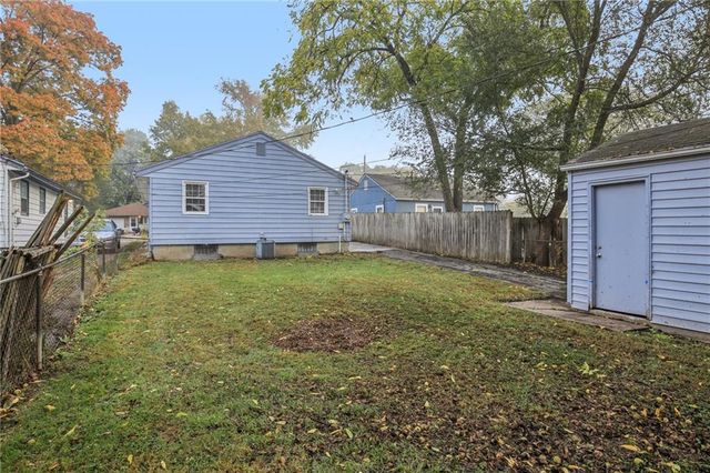 317 E 78th Terrace, Kansas City, MO 64114