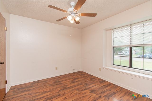 2012 Starlight Drive, Killeen, TX 76543