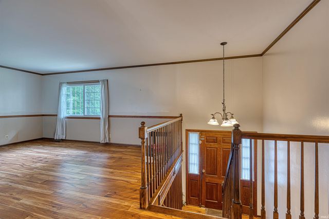 8177 Angel Drive, Newburgh, IN 47630