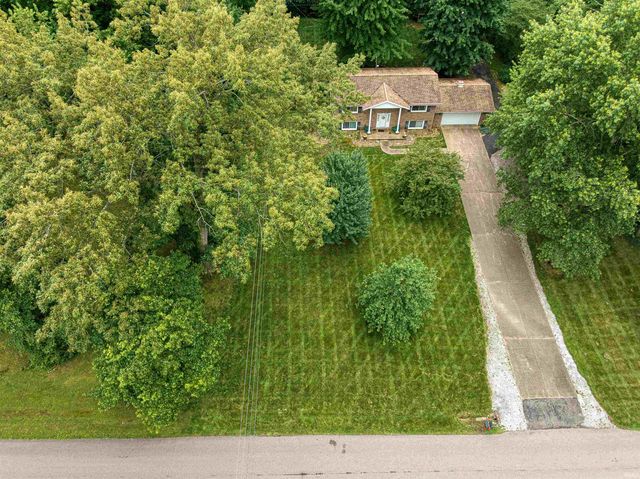 8177 Angel Drive, Newburgh, IN 47630