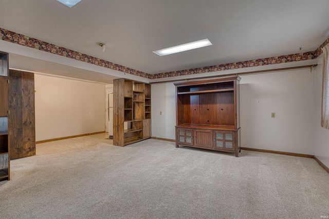 8177 Angel Drive, Newburgh, IN 47630