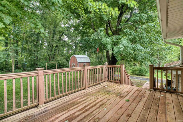 8177 Angel Drive, Newburgh, IN 47630