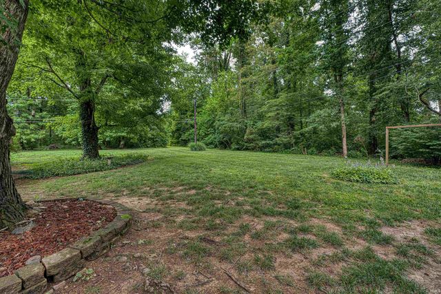 8177 Angel Drive, Newburgh, IN 47630