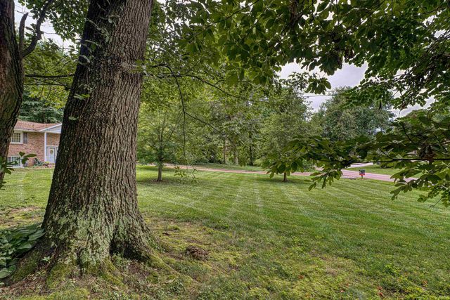 8177 Angel Drive, Newburgh, IN 47630