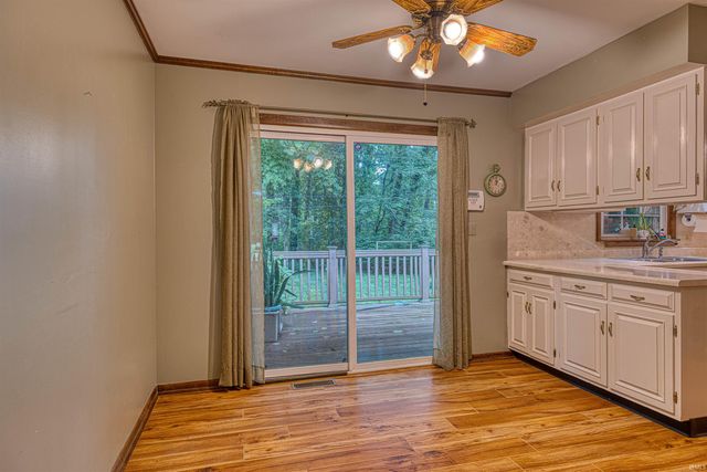 8177 Angel Drive, Newburgh, IN 47630