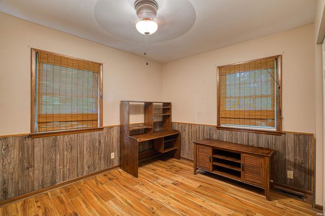 8177 Angel Drive, Newburgh, IN 47630