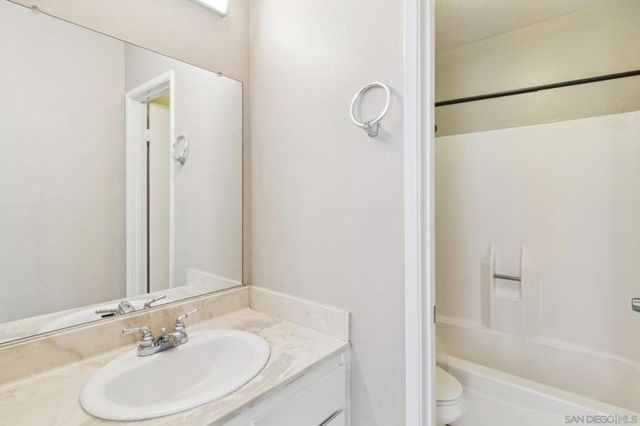 475 N Midway Dr 254, Escondido, CA 92027
